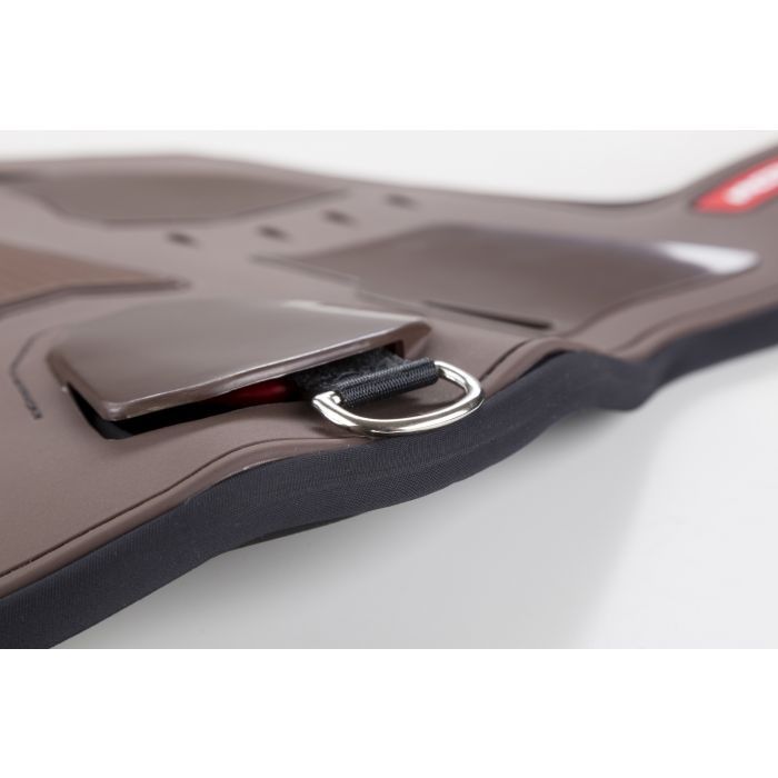 Carbon air stud girth