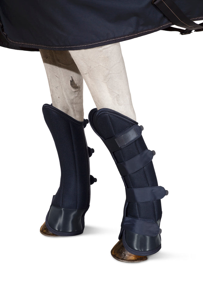Mesh traveling boots