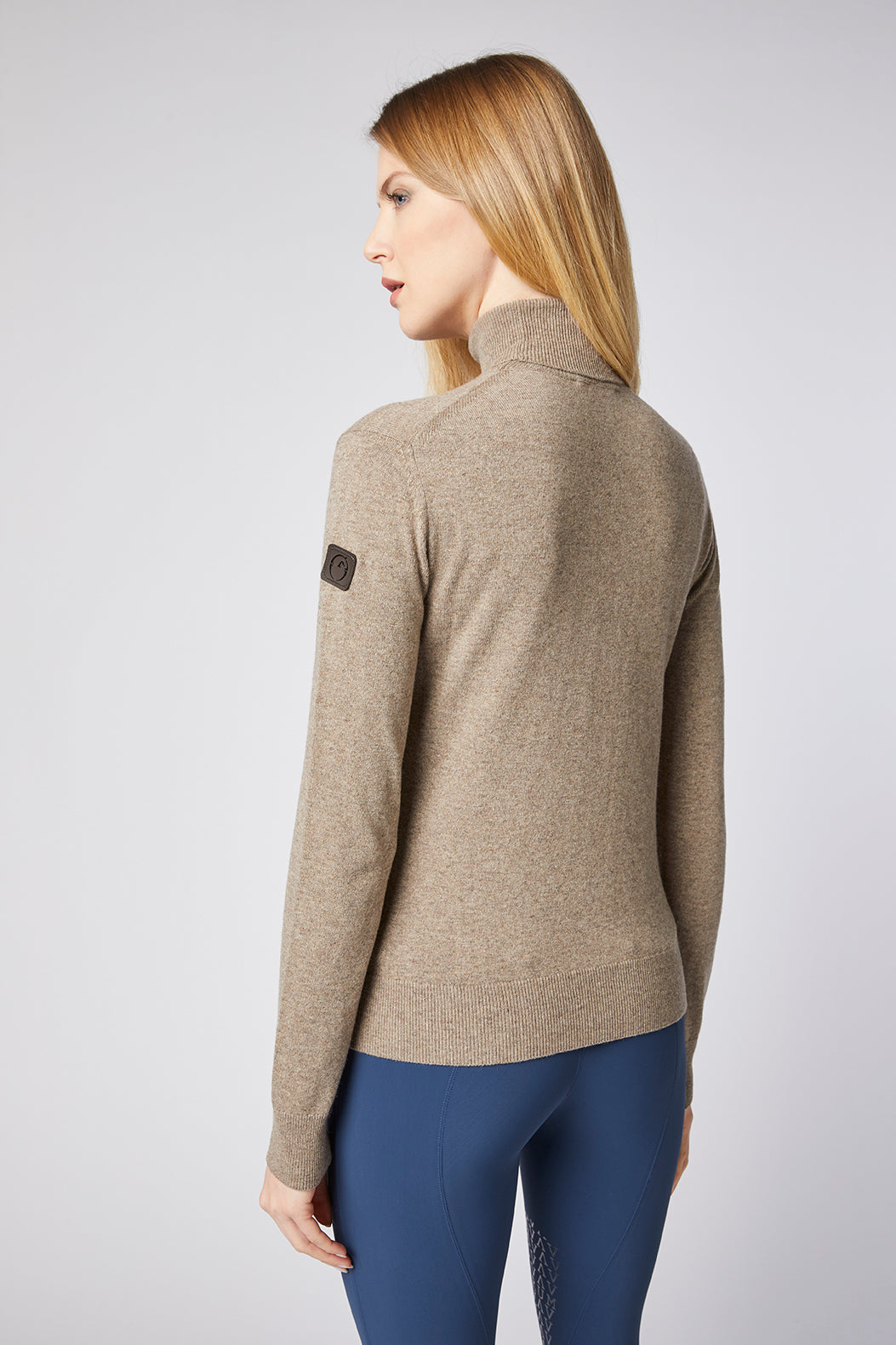 Oyace knitwear