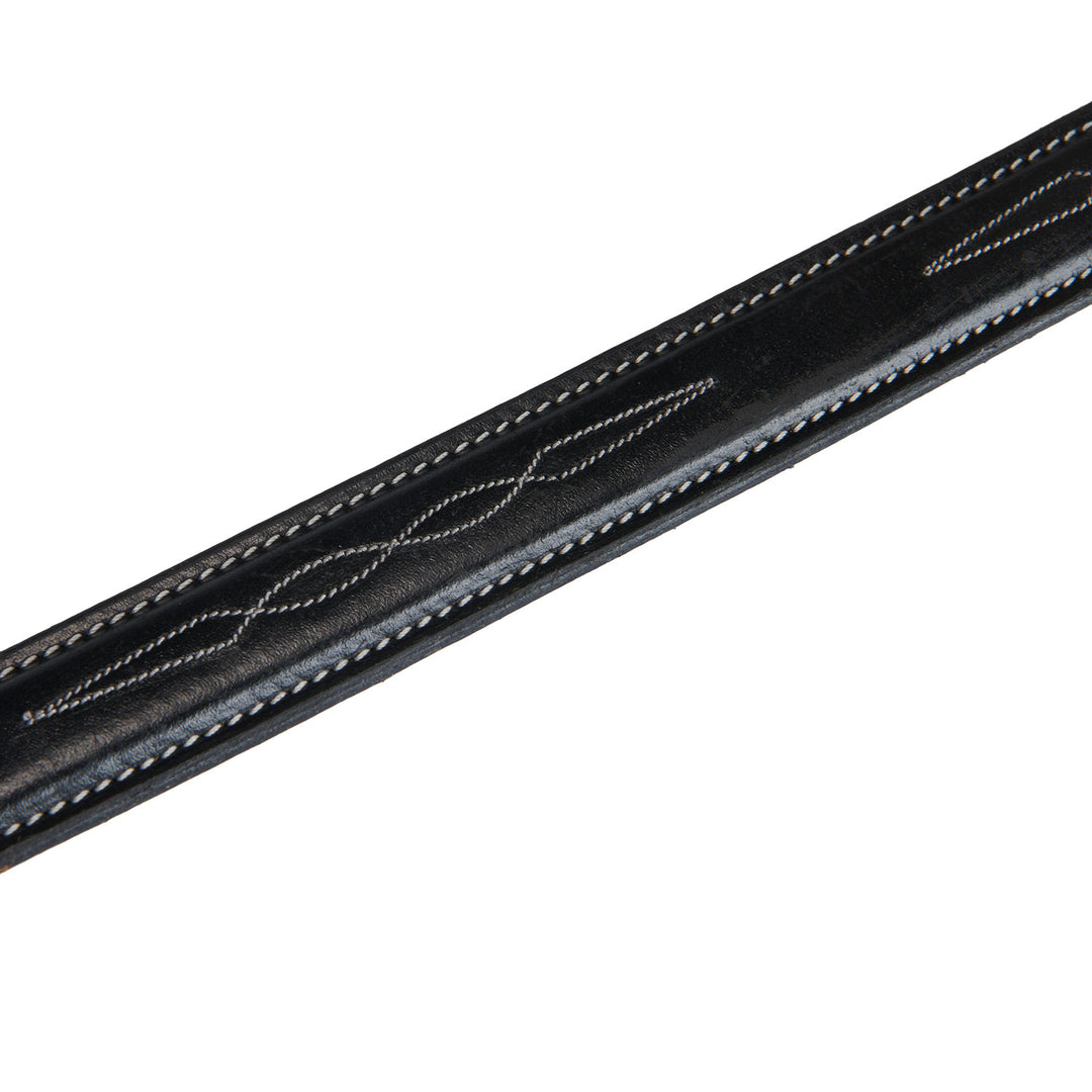 Leather belt with handcrafted embroidery