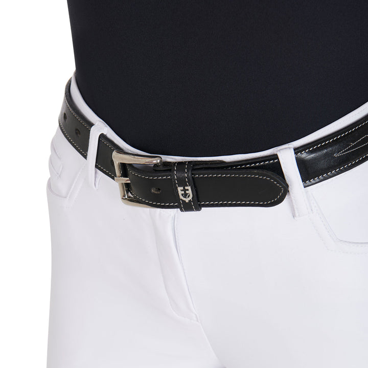 Leather belt with handcrafted embroidery