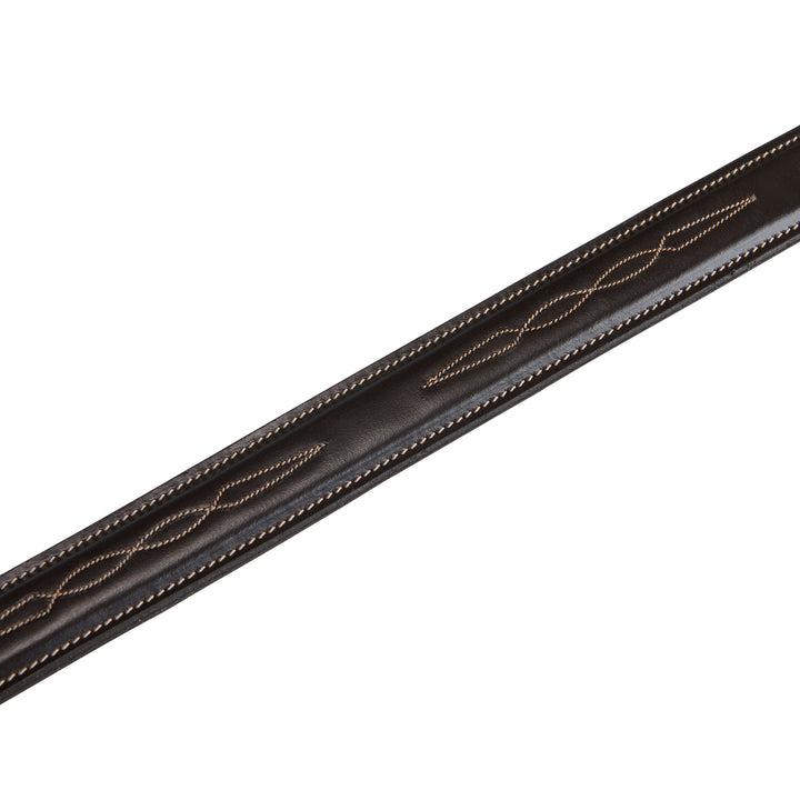Leather belt with handcrafted embroidery