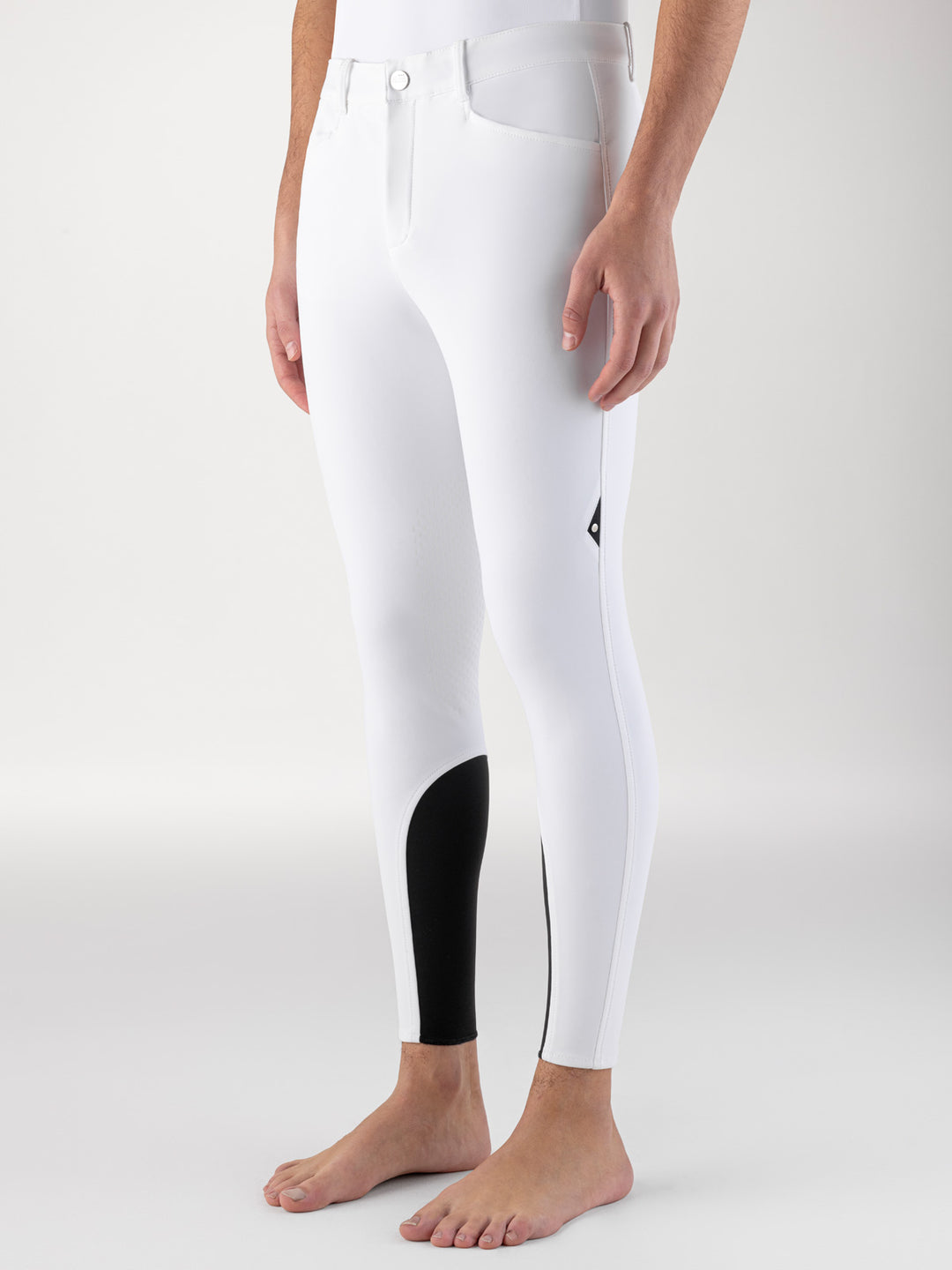 Equiline Albertk White