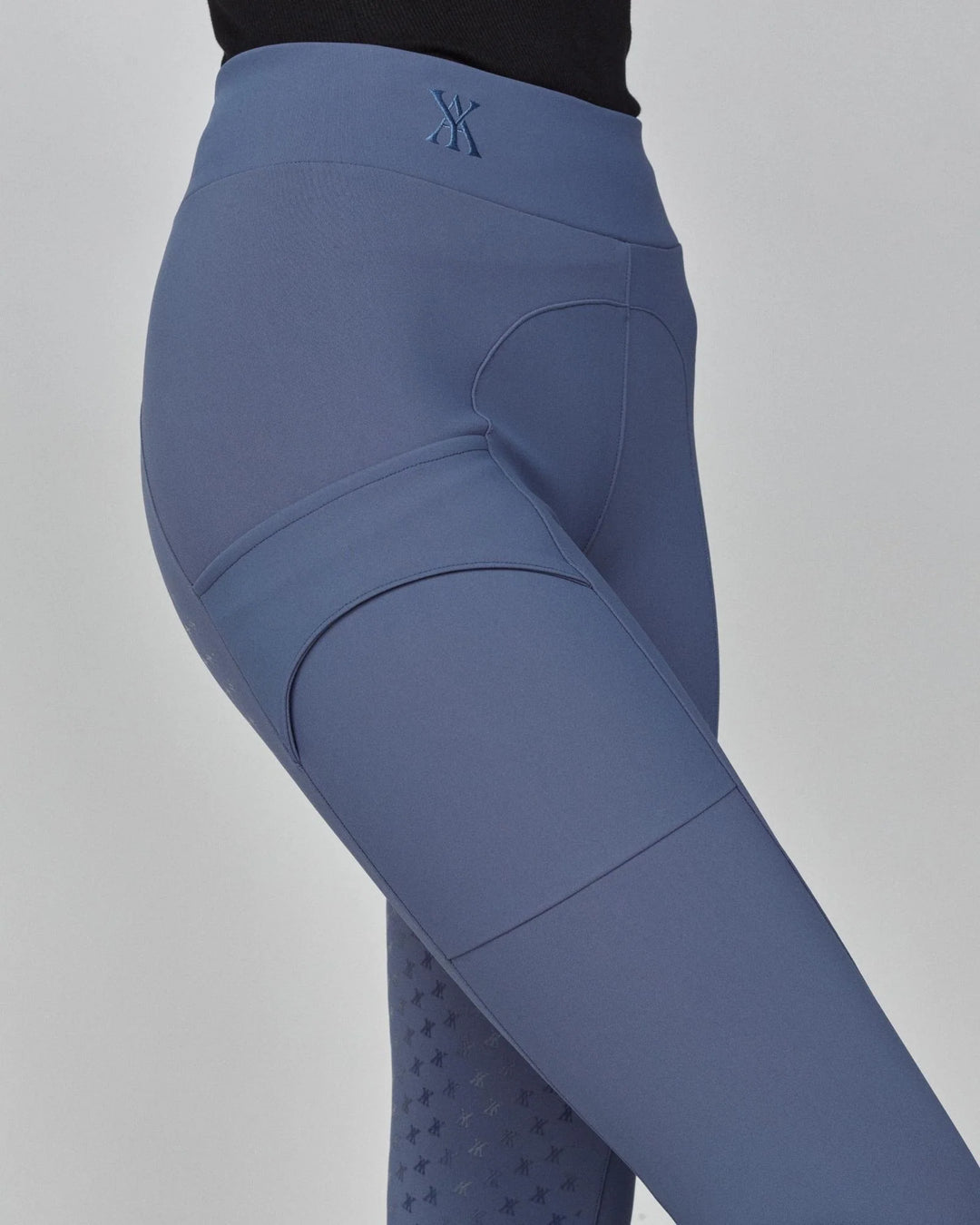 Compression pull-on riding leggings knee grip