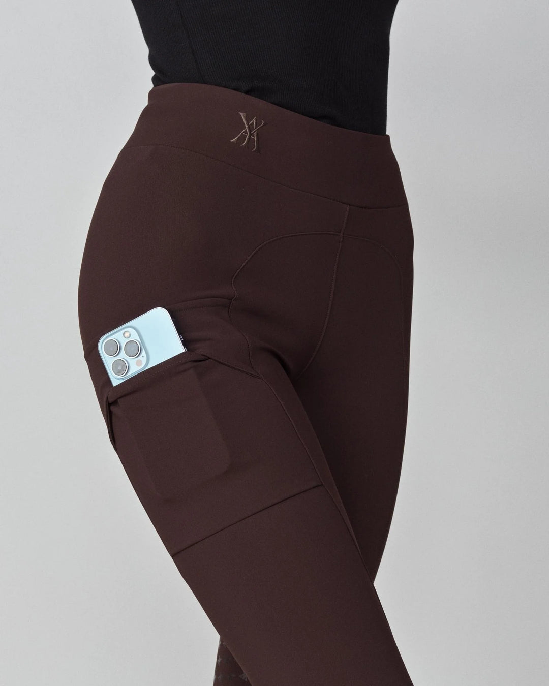 Compression pull-on riding leggings knee grip