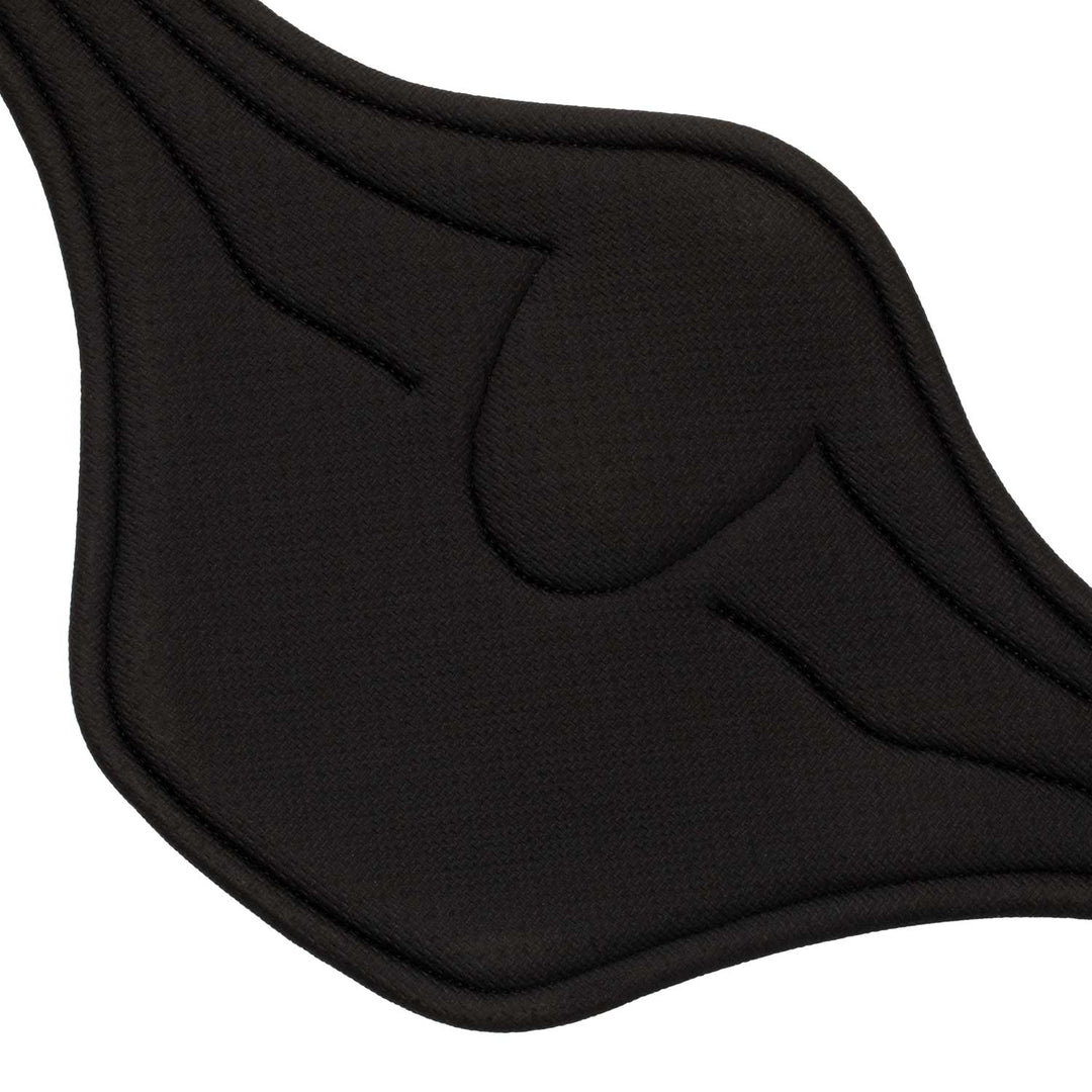 Jumping stud guard girth