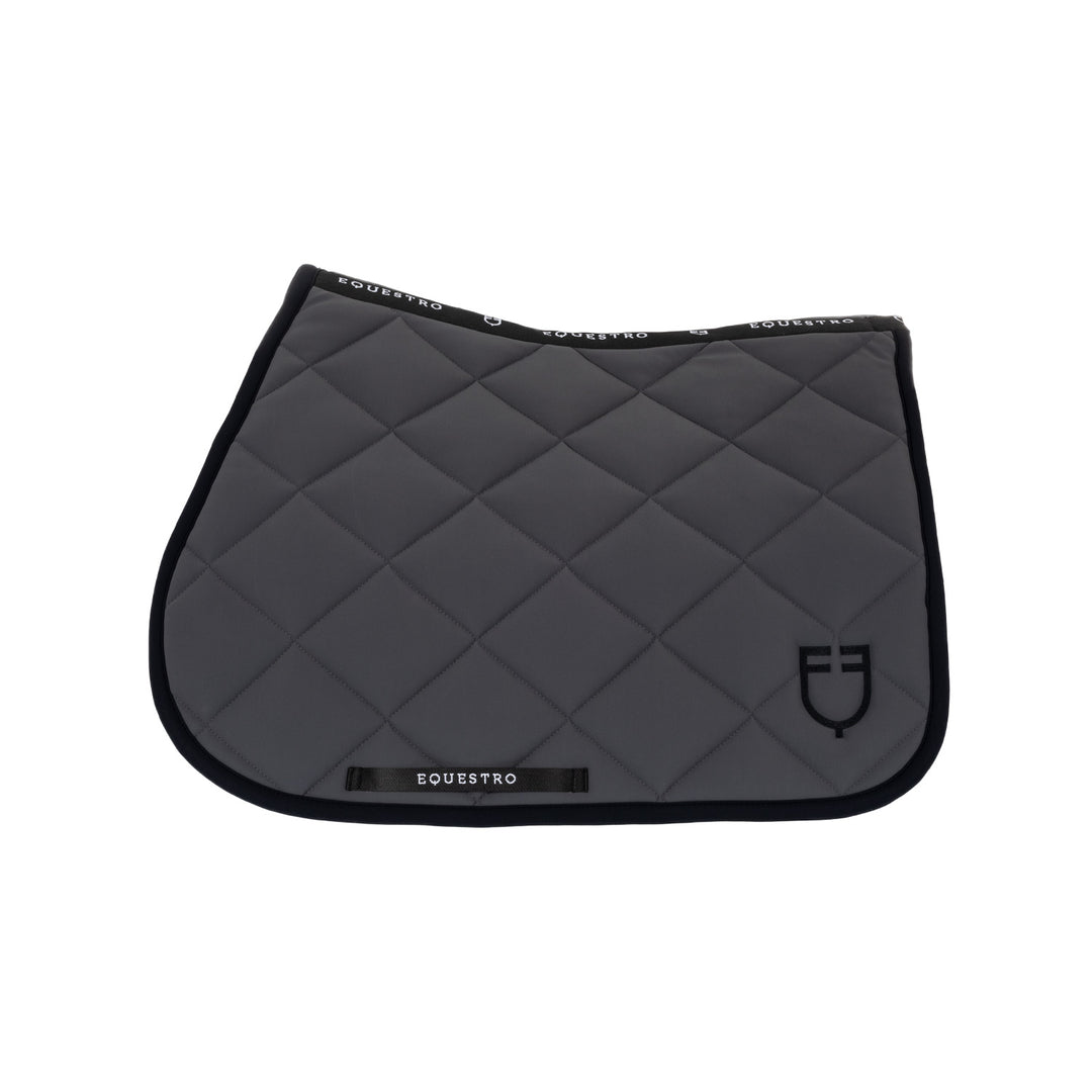 Jumping saddle pad with embroidered logo