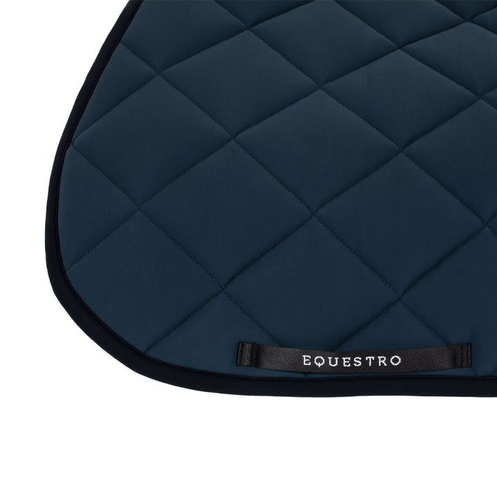 Jumping saddle pad with embroidered logo