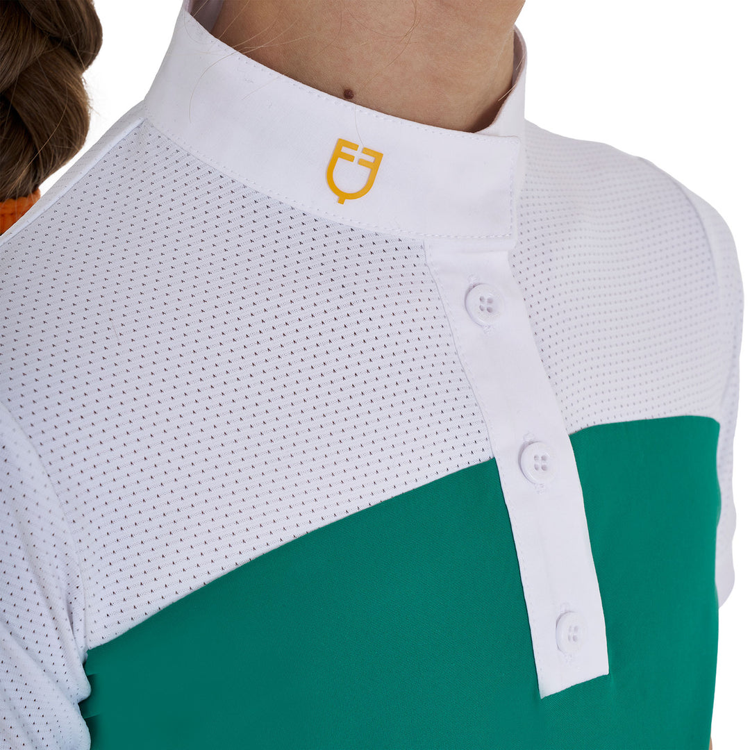 Girls' slim fit competition polo shirt with perforated fabric