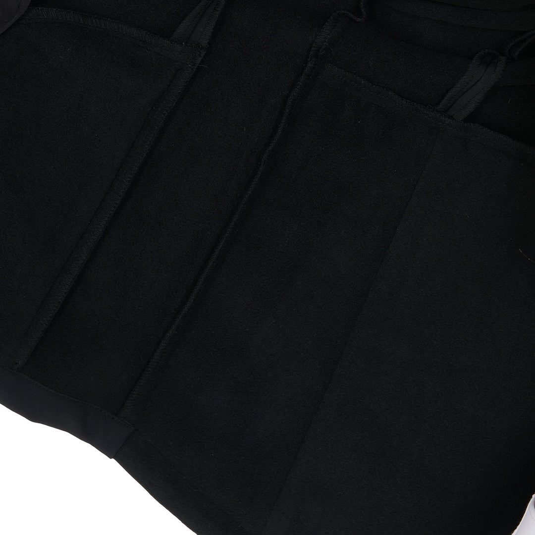 Women's slim fit softshell jacket with concealed pockets