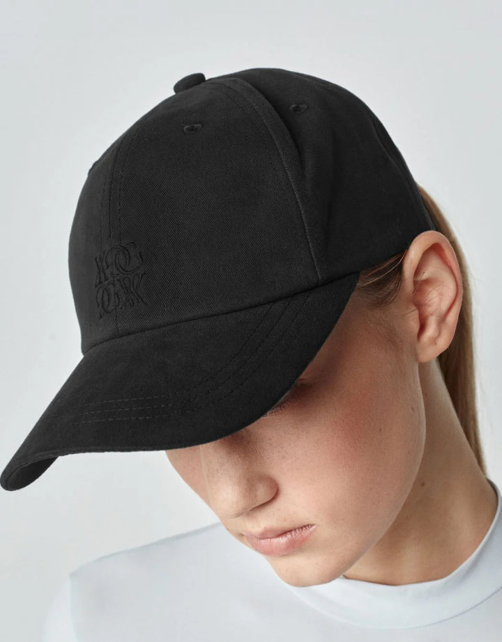 Logo cap