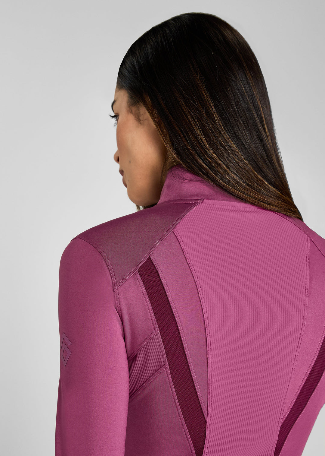 Core fitted jacket
