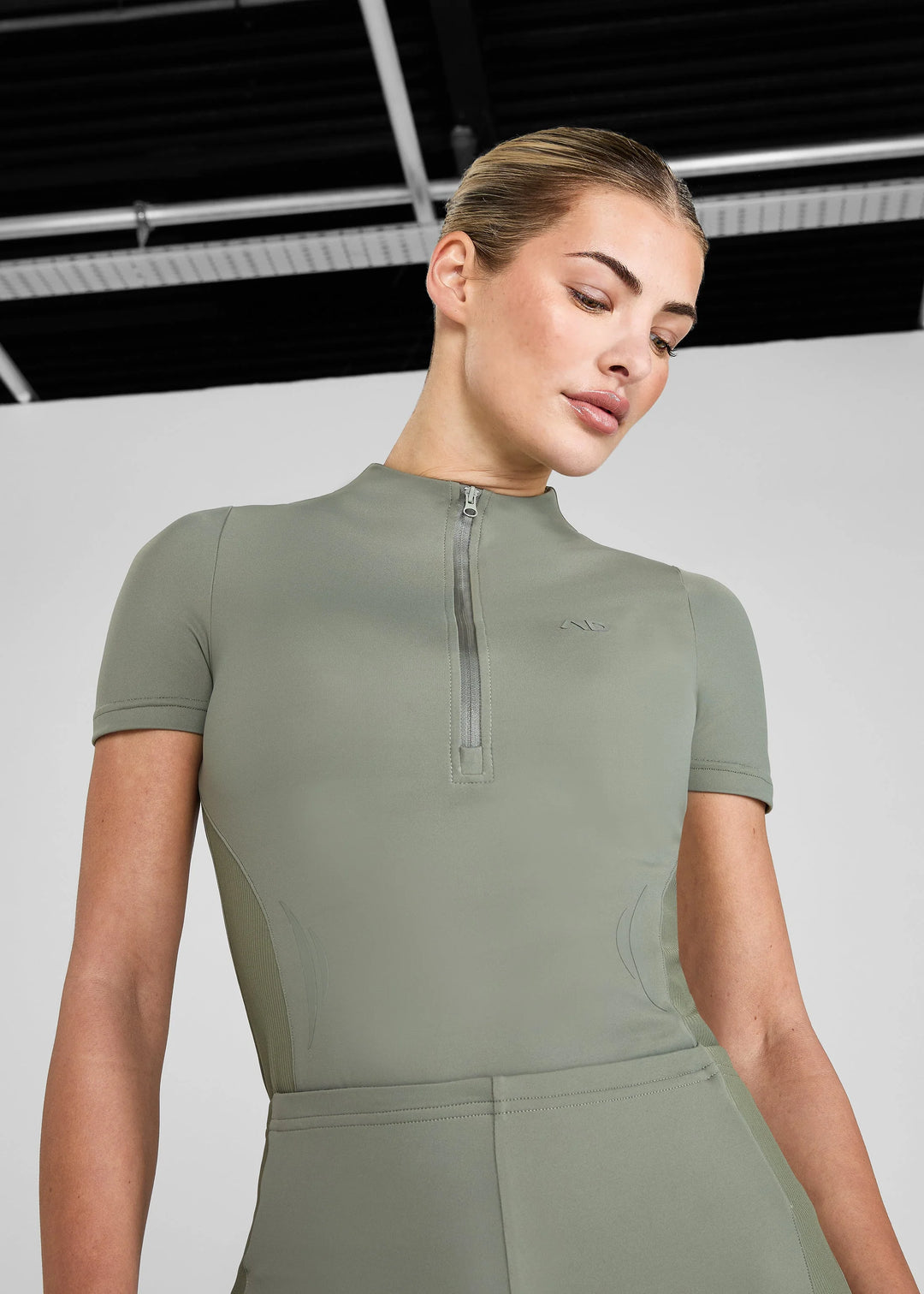 Define base layer short sleeves
