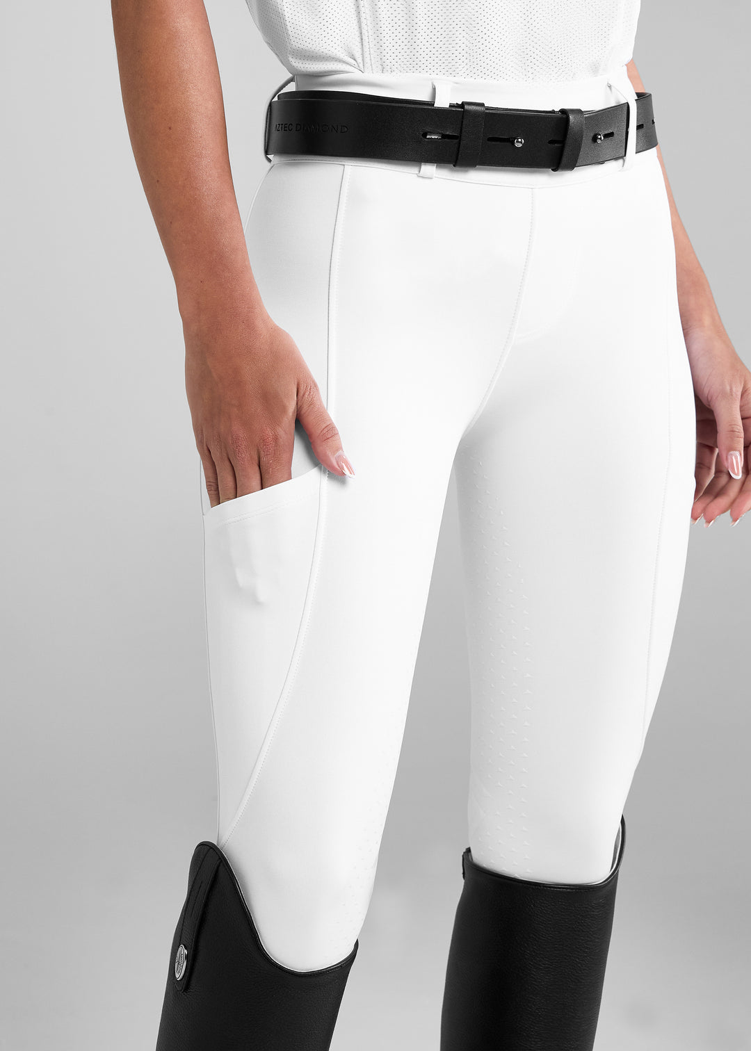 Compression breeches full grip