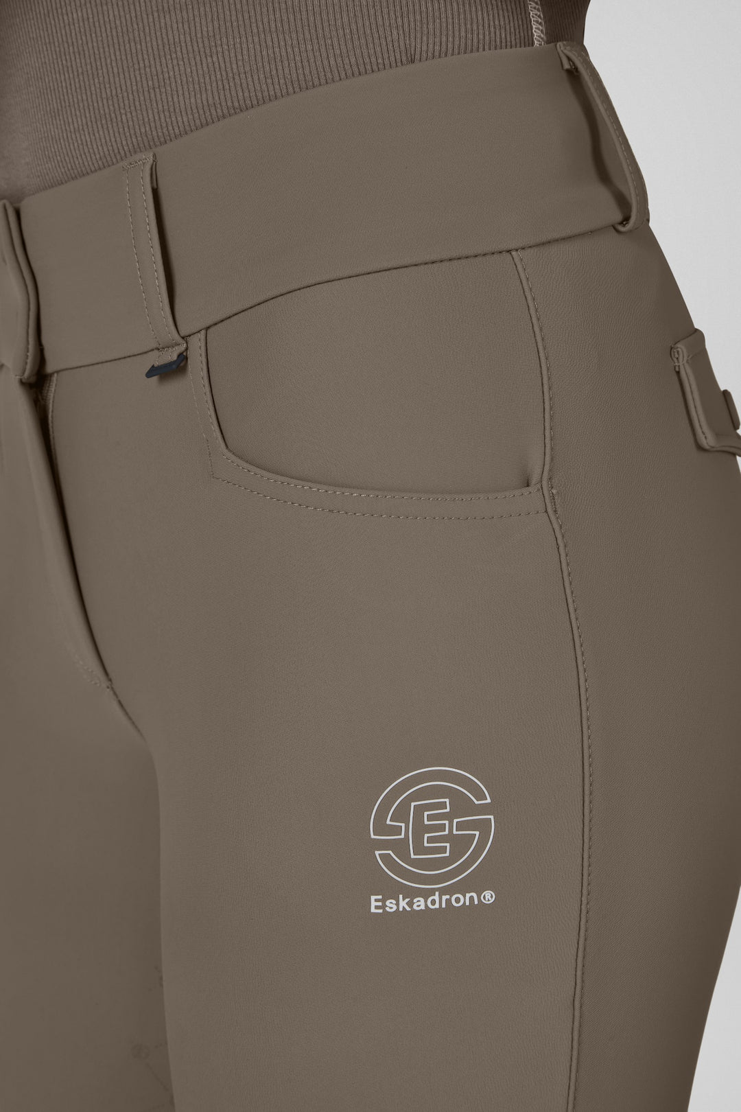 Eskadron Riding Breeches Full Grip Dynamic - Powdertaupe