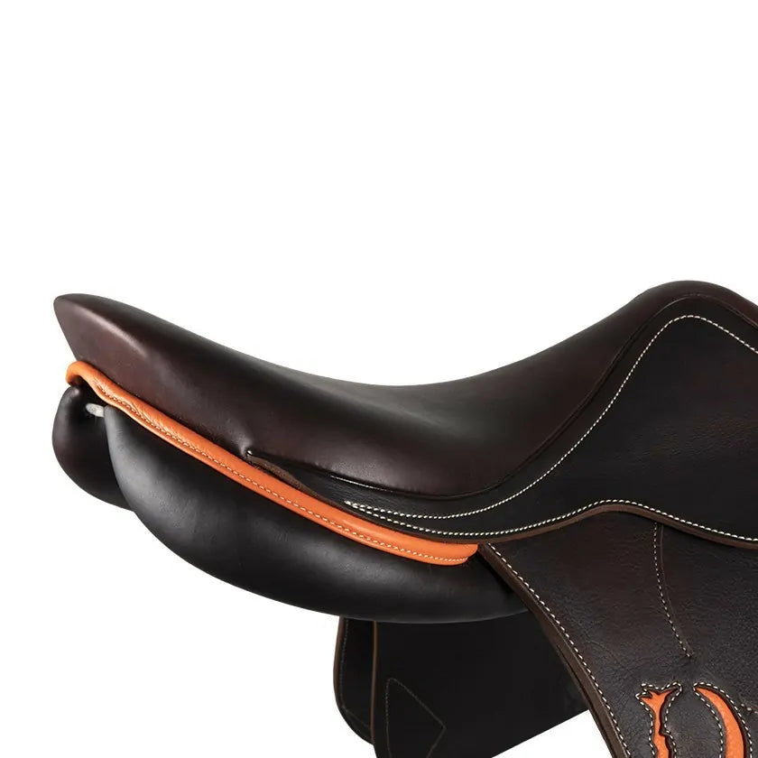 Contact saddle with calfskin leather